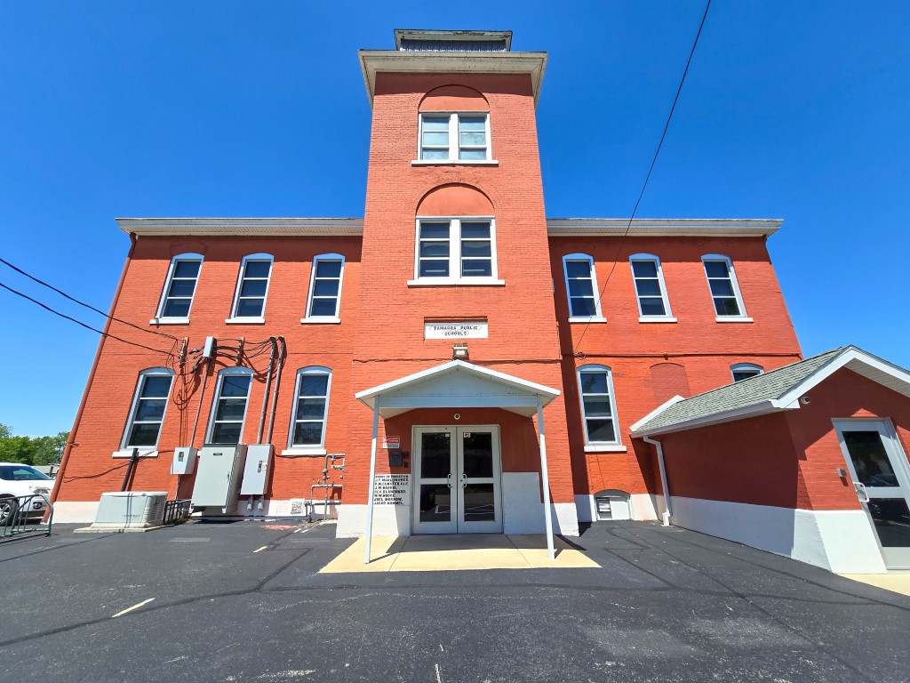 Tamaroa Grade School Cafeteria Addition BFW Marcum